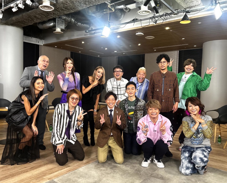 ABEMA「ななにー 地下ABEMA」出演者のみなさんと