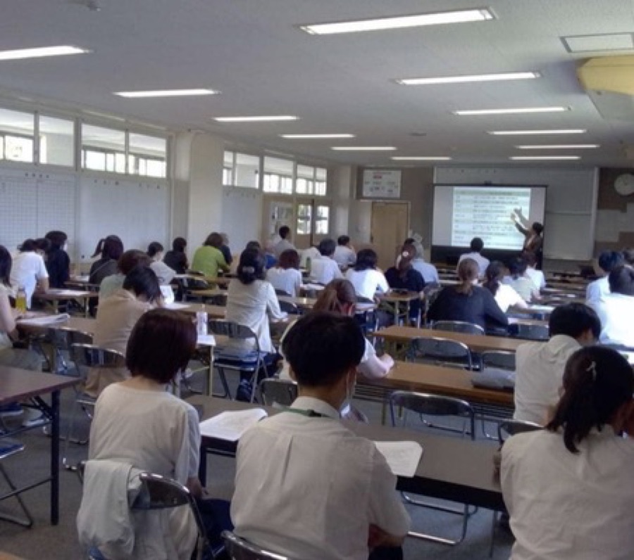 市役所の講演・研修の様子